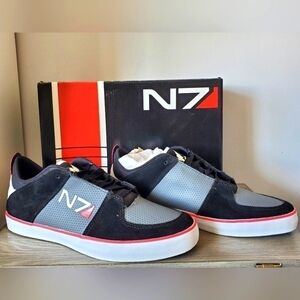 Rare MASS EFFECT N7 armour stripe sneakers never worn  in box. Size 11.